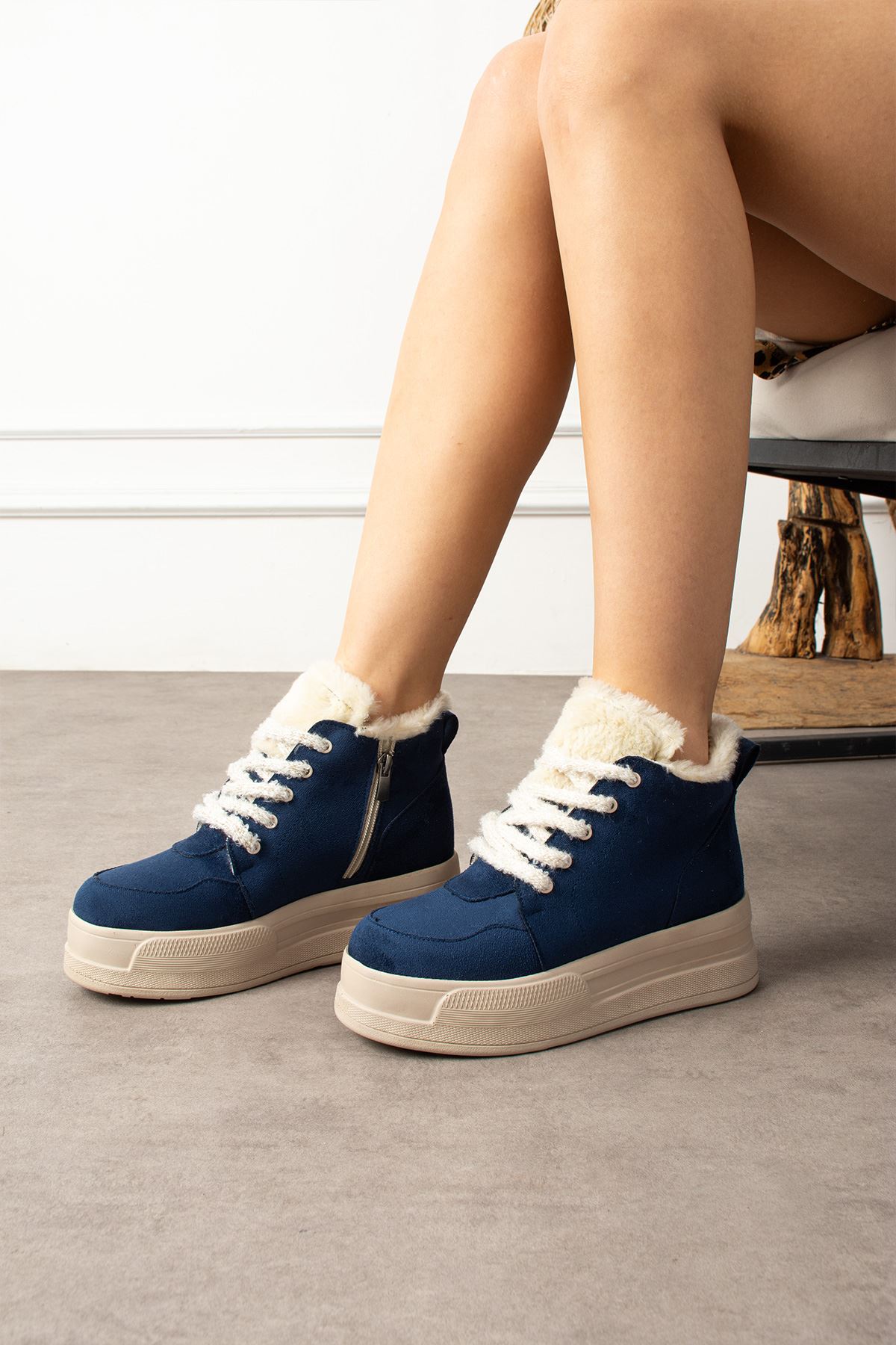 RİVA MAVİ KÜRKLÜ BOT