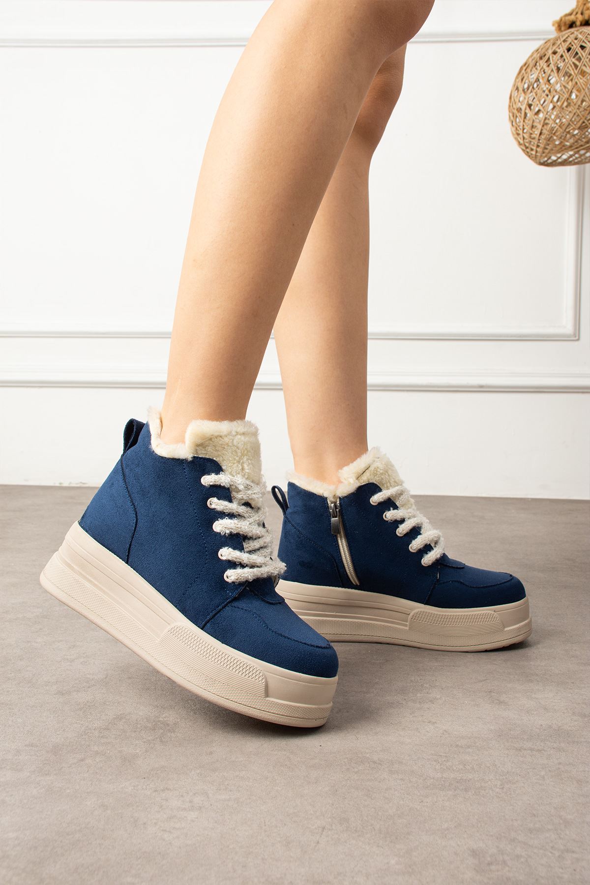 RİVA MAVİ KÜRKLÜ BOT