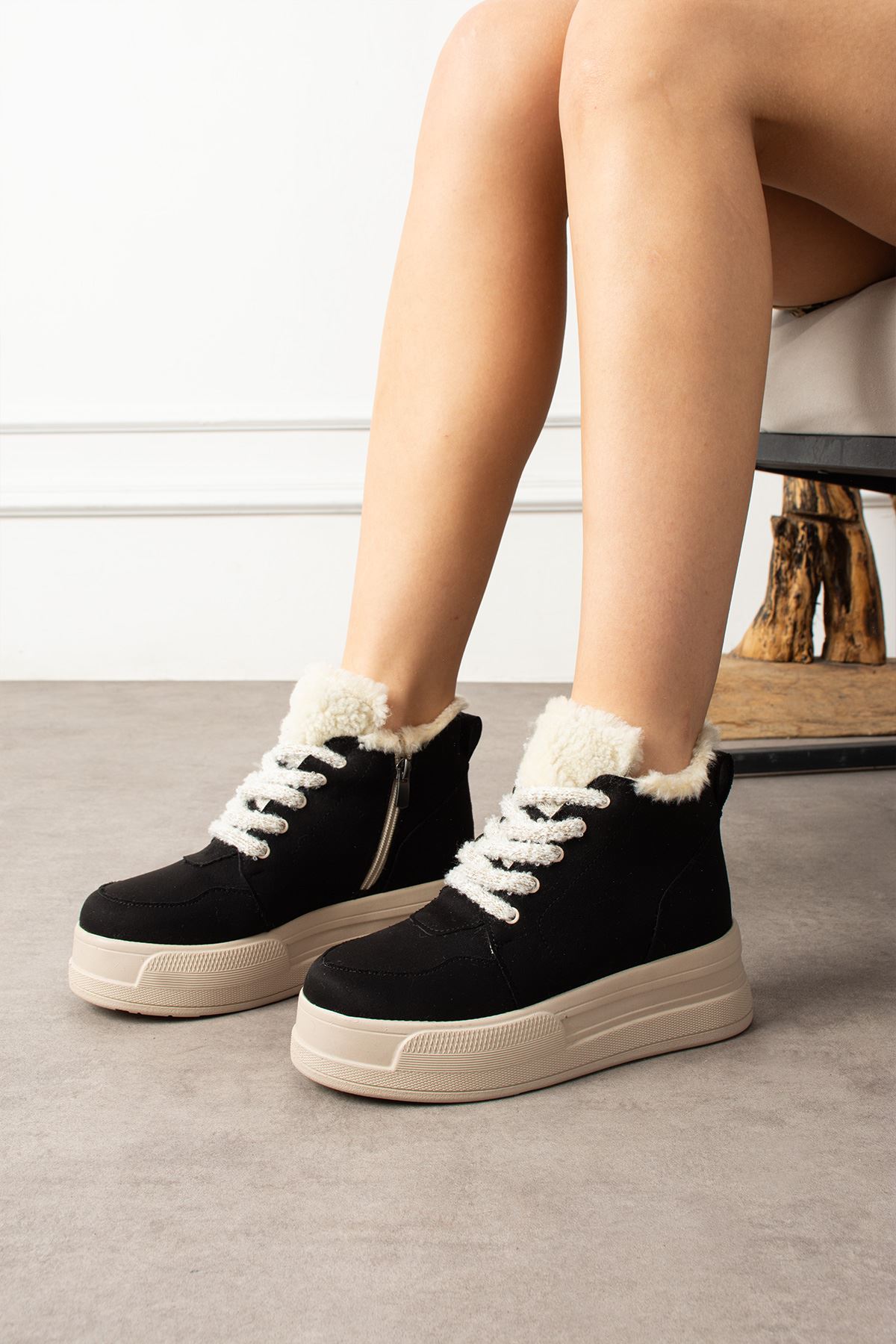 RİVA SİYAH KÜRKLÜ BOT