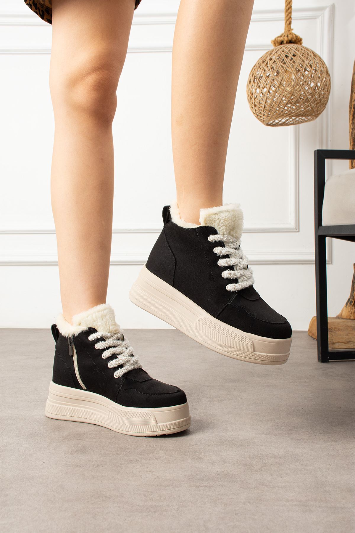 RİVA SİYAH KÜRKLÜ BOT