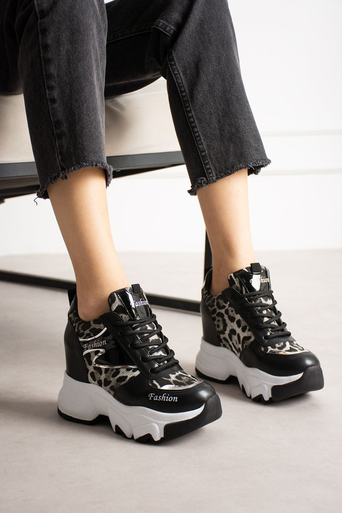 VALENCİA SİYAH LEOPAR GİZLİ TOPUKLU SPOR 