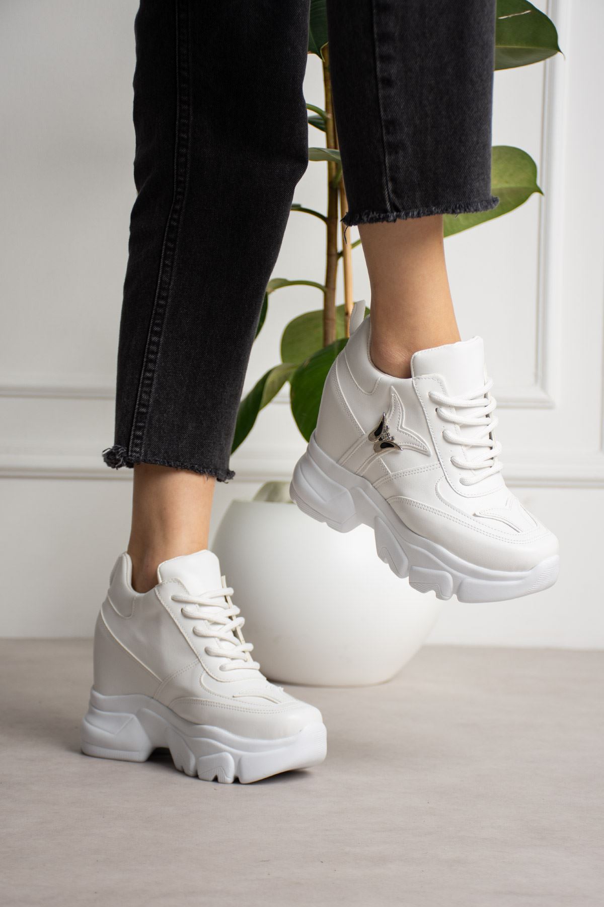 BETİS BEYAZ GİZLİ TOPUKLU SPOR