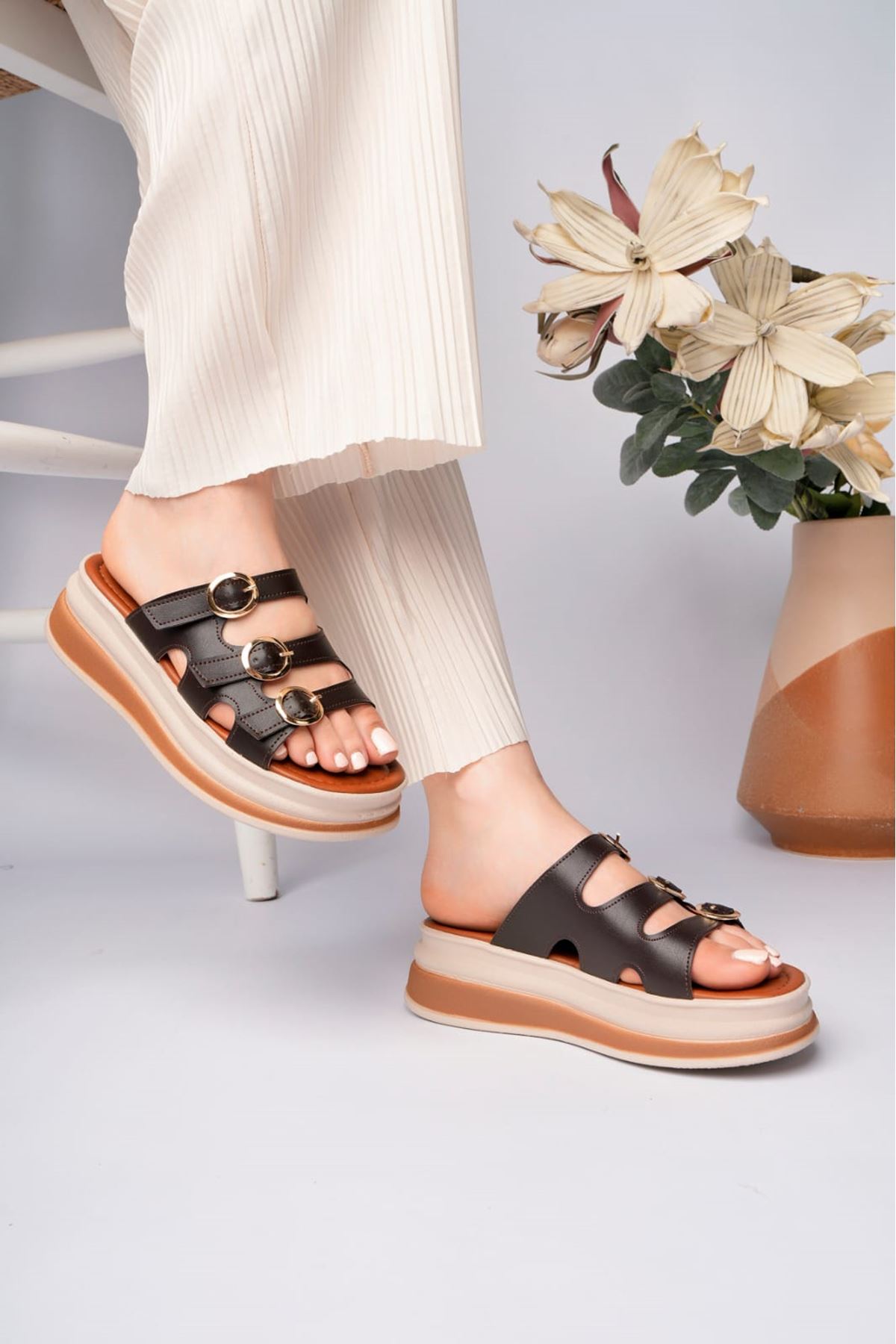 MAYA ÜÇ ŞERİTLİ TOKALI SİYAH TERLİK