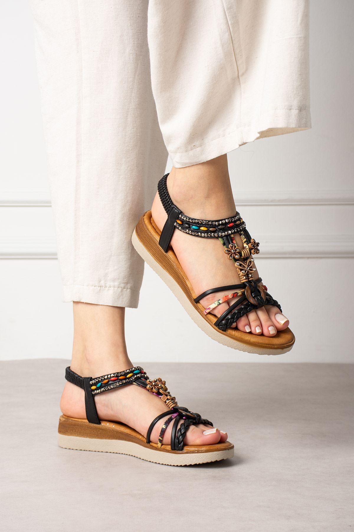 SU PERİSİ SİYAH TOKALI TAŞLI SANDALET