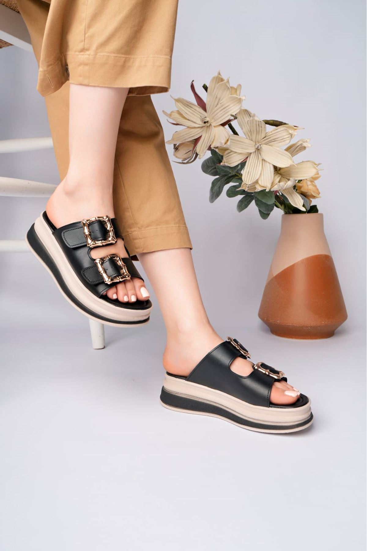 MAYA BÜYÜK TOKALI SİYAH TERLİK