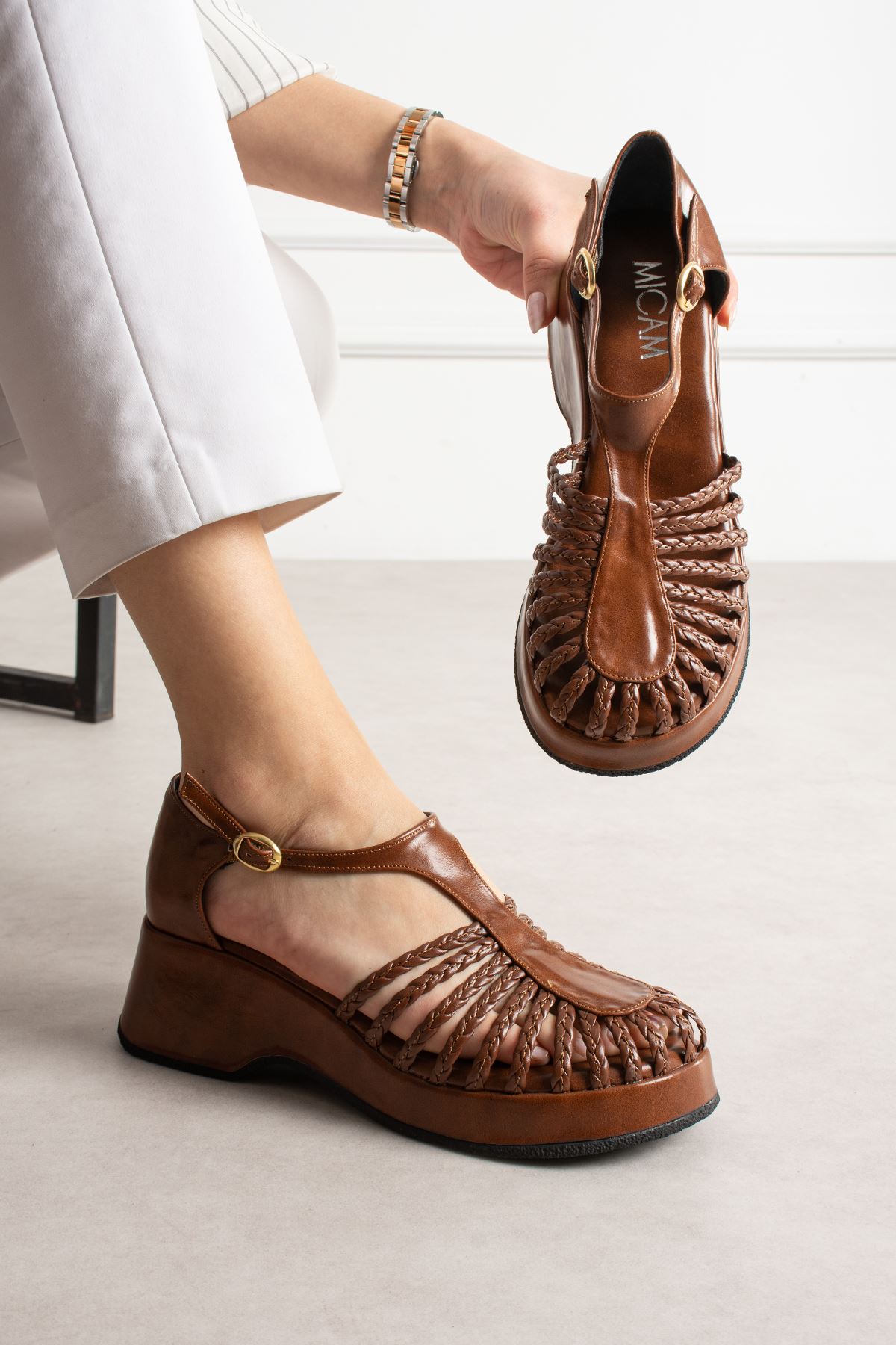 KELLY KAHVE ÖRGÜ SANDALET