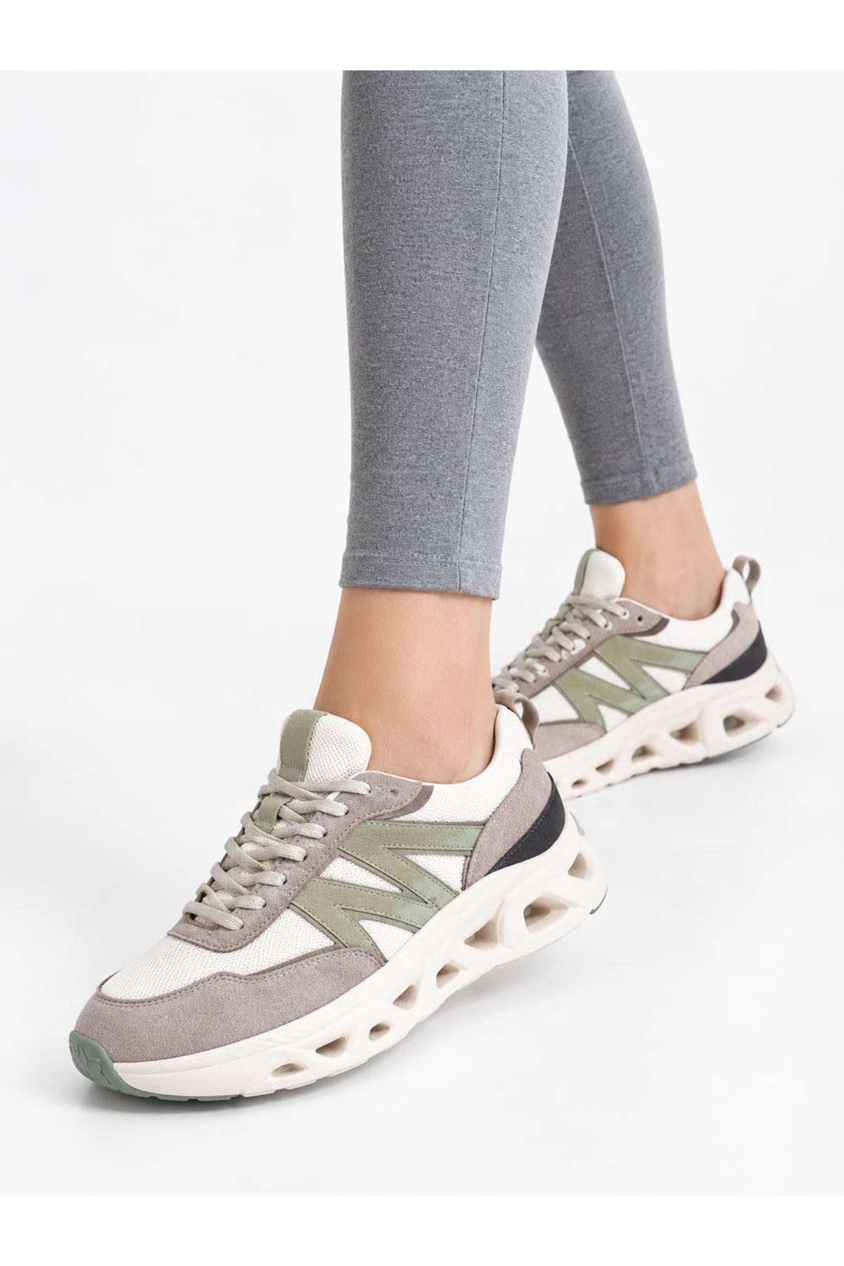 MN-021 KREM BAGCIKLI KADIN SPOR