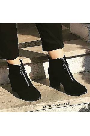 Togi-01 Fermuar Detaylı Siyah Süet Kadın Bot
