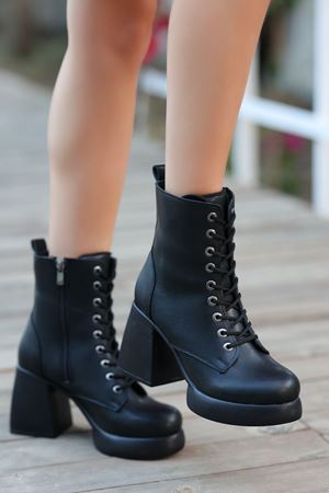 DESPİNA SİYAH DERİ BOT 