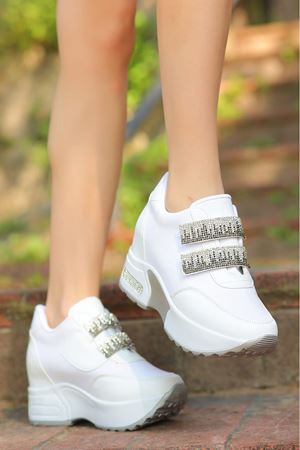 MAYA BEYAZ TAŞLI SPOR