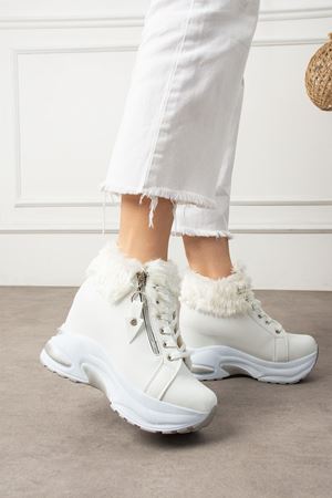 DİNAR KÜRKLÜ FERMUARLI BEYAZ BOT