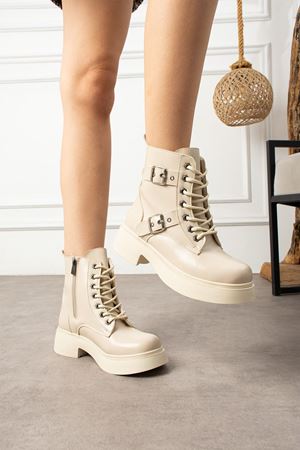 SAHRA TOKALI BAGÇIKLI KREM BOT