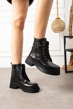 SAHRA TOKALI BAGÇIKLI SİYAH BOT