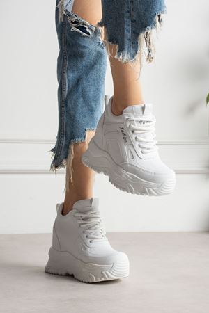 ZEYNA SADE BEYAZ GİZLİ TOPUKLU SPOR