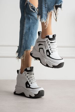 ZEYNA BEYAZ SİYAH GİZLİ TOPUKLU SPOR