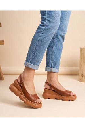 MONA LASTİKLİ TABA KADIN SANDALET